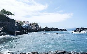Casa Julio - Alcala Complete Coastal Retreat - Entire Apartment - 3 Min Walk From The Ocean - Shared Entrance With Host
